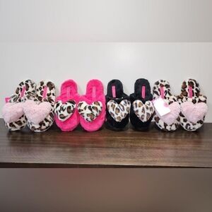 Betsey Johnson Fluffy Heart Designed Slippers